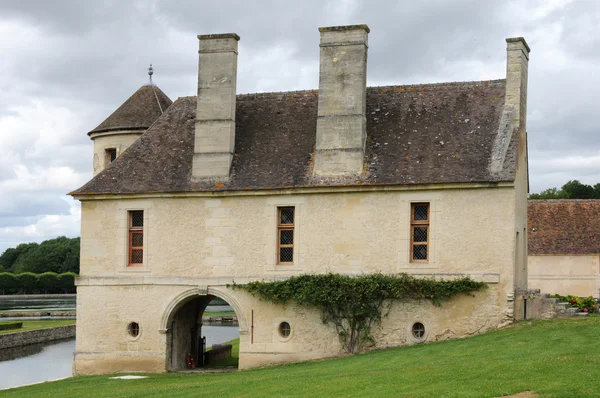 Renaissanceschloss in der Domaine de villarceaux — Stockfoto