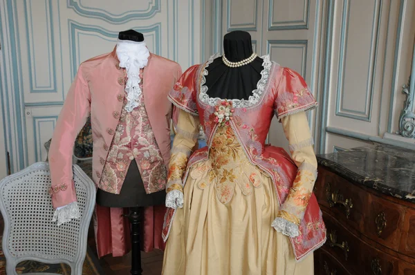 Sukienka z XVIII wieku w zamku villarceaux — Zdjęcie stockowe