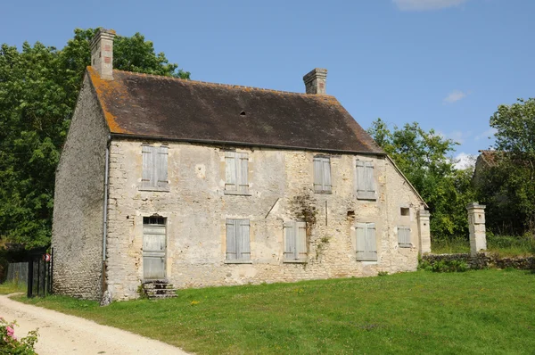 Francia, vecchia casa nel Domaine de Villarceaux — Foto Stock