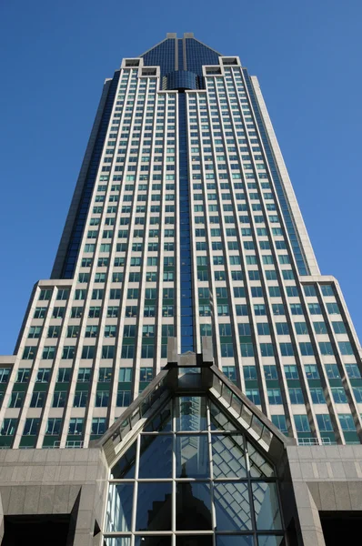 Canadá, um edifício moderno Montreal — Fotografia de Stock