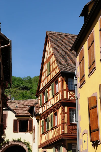 Il villaggio di Kaysersberg in Alsazia — Foto Stock