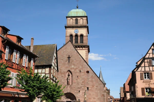 De kerk van kaysersberg in Elzas — Stockfoto