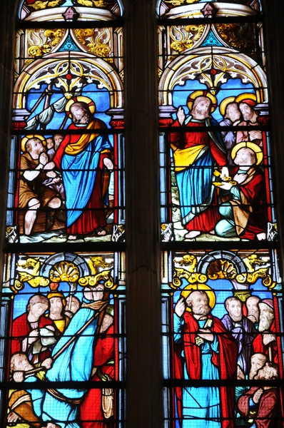 Val d Oise, la antigua iglesia de L Isle Adam —  Fotos de Stock