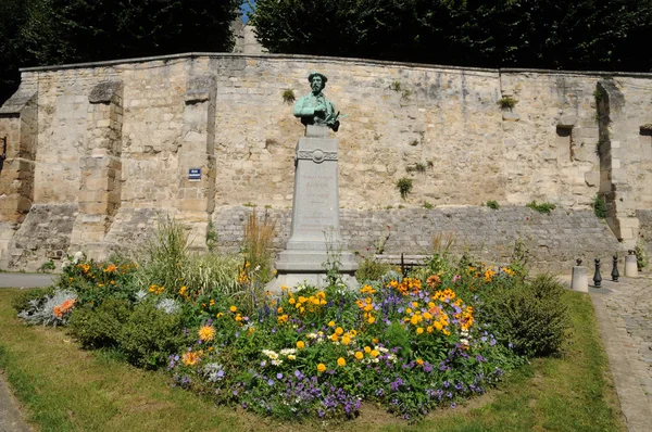 Statue of Daubigny in Auvers sur Oise — Stock Photo, Image