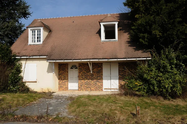 França, casa abandonada em les Yvelines — Fotografia de Stock