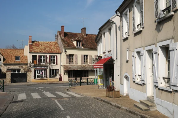 Francia, el pueblo de Les Menuls en les Yvelines — Foto de Stock
