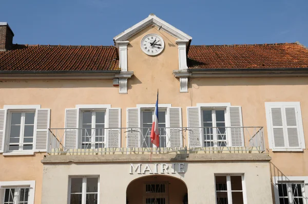 フランス、レ menuls の市庁舎 — ストック写真
