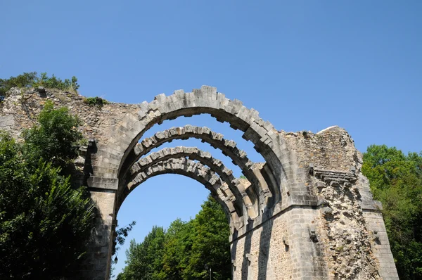 The old aqueduct of Maintenon in Eure et Loir — Stock Photo, Image