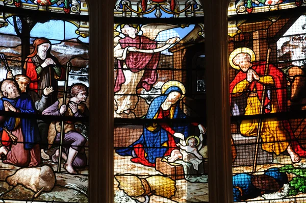 Val d Oise, la antigua iglesia de L Isle Adam — Foto de Stock