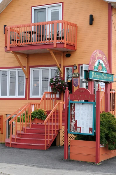 Quebec, il piccolo villaggio di Perce in Gaspesie — Foto Stock