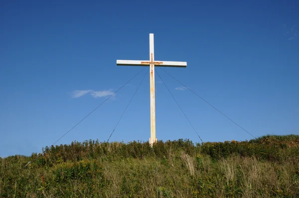 Canada, Quebec, a white cross in Perce — Stock Photo, Image