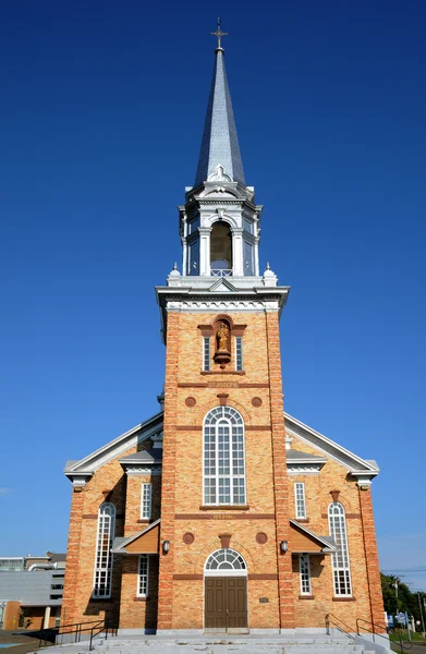 Quebec, the historical church of Tracadieche carleton — Stock Photo, Image