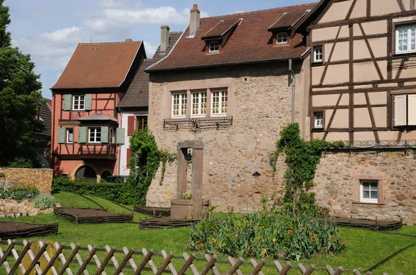 Elzász, a falu ad otthont Turckheim a Haut-Rhin — Stock Fotó