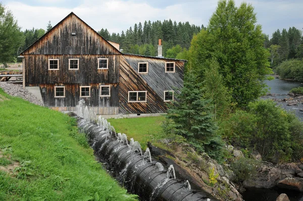 Quebec, le Moulin des Pionniers in La Dore — Stock Photo, Image