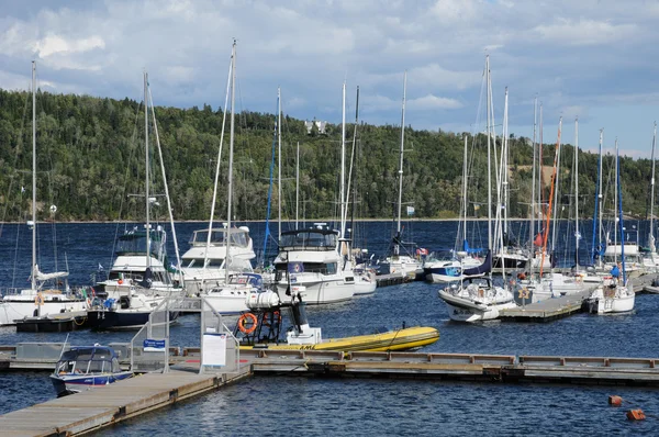 Quebec, the seaside of Tadoussac — Stock Photo, Image