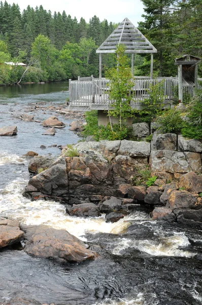 Quebec, le moulin des pionniers la dore içinde park — Stok fotoğraf