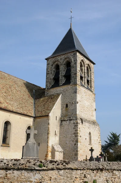 Frankrike, kyrkan saint-eloi i les menuls — Stockfoto