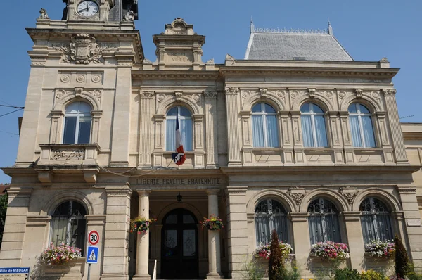 Francia, il municipio di Meulan — Foto Stock