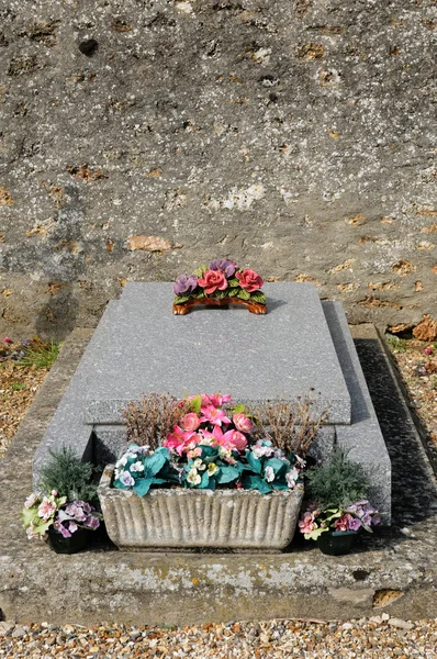 Ile de France, o cemitério de Wy dit Joli Village em Val d Oise — Fotografia de Stock