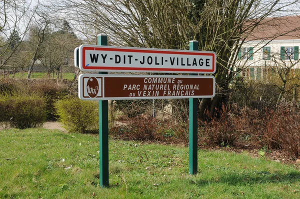 Fransa, bir yol işareti wy DIT joli Köyü — Stok fotoğraf