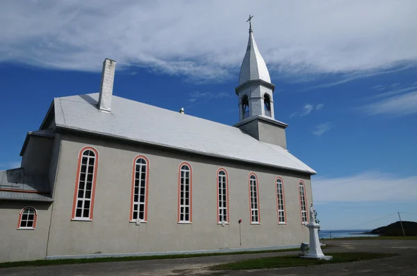 Quebec, the historical church of Sainte Madeleine de la Riviere — Stock Photo, Image