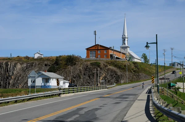 Quebec, a pequena aldeia de Sainte Madeleine de la Riviere Made — Fotografia de Stock