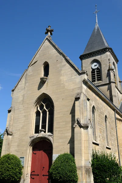 Francja, Kościół Fremainville w Val d Oise — Zdjęcie stockowe