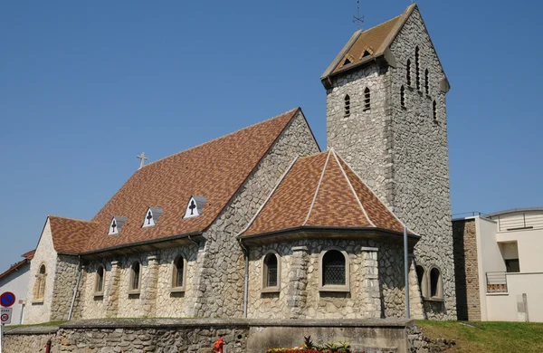Yvelines, la iglesia de Guitrancourt — Foto de Stock