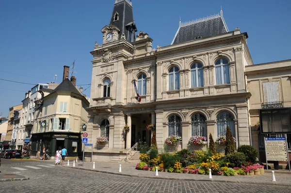 Francia, el ayuntamiento de Meulan — Foto de Stock
