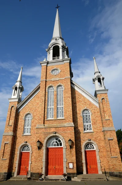 Kanada, quebec, historický kostel kamouraska — Stock fotografie