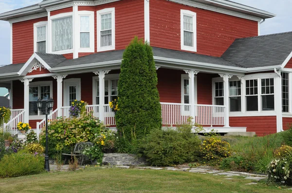 Quebec, starý dům v obci kamouraska — Stock fotografie