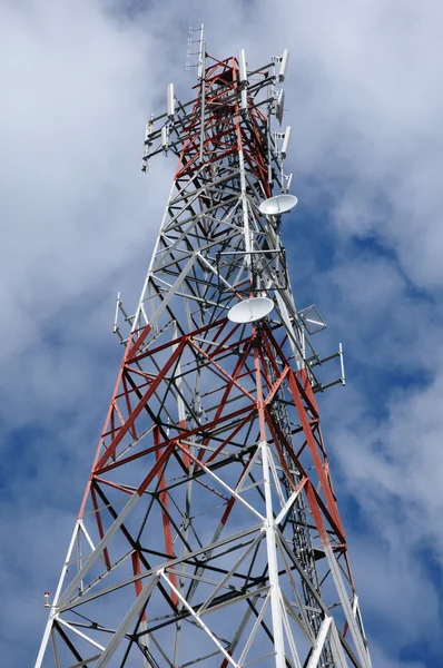 Antennas on a pylon in Quebec — Stock Photo, Image