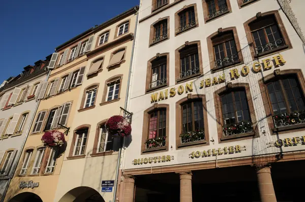 Bas Rhin, old building in Strasbourg — Stock Photo, Image