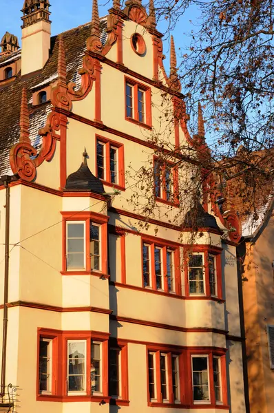 Bas Rhin, old building in Strasbourg — Stock Photo, Image