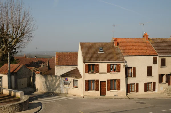 Frankrike, kyrkan saint martin la garenne i les yvelines — Stockfoto