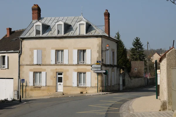 Francia, el pueblo de Sagy en Val d Oise — Foto de Stock