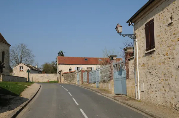 Франция, деревня Сажи в Валь-д "Уаз — стоковое фото