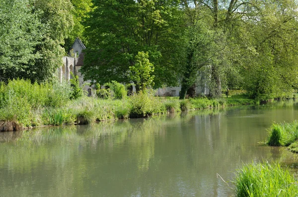 Andelle river in Radepont in Haute Normandie — Stock Photo, Image