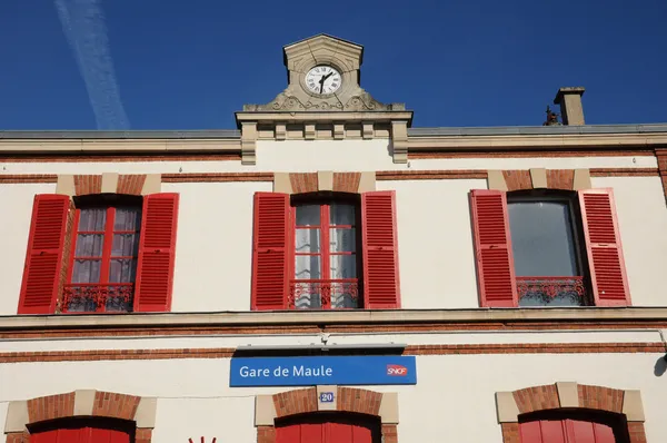 Frankreich, der Bahnhof von maule — Stockfoto