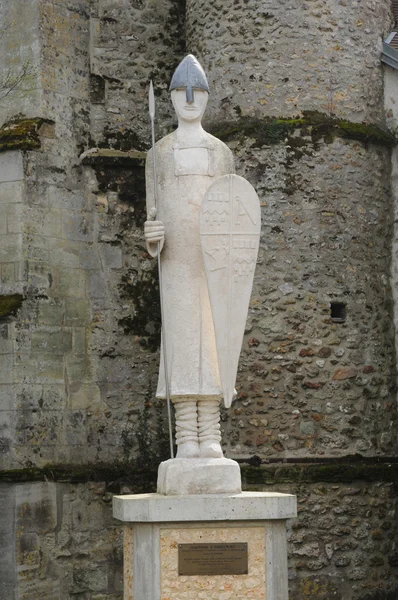 França, estátua de Gauthier d Aincourt em Aincourt em Val d Oise — Fotografia de Stock