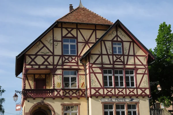 The picturesque village of Riquewihr in Alsace — Stock Photo, Image