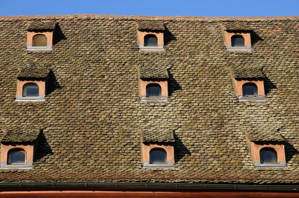 Bas rhin, altes Gebäude in Straßburg — Stockfoto