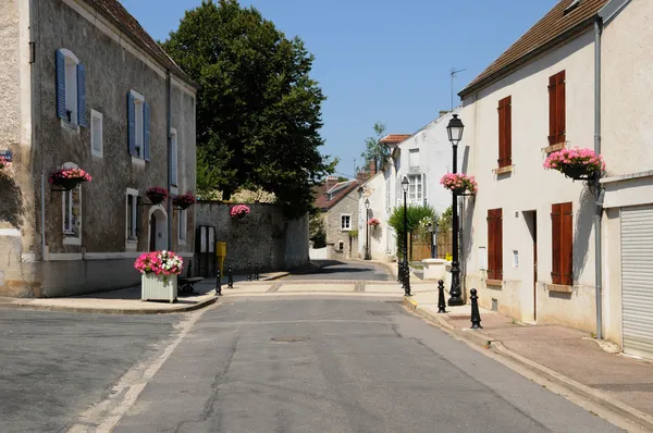 Frankrike, landsbyen Brueil en Vexin i Les Yvelines – stockfoto