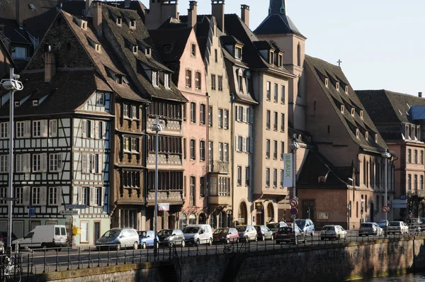 Bas Rhin, vecchio edificio a Strasburgo — Foto Stock