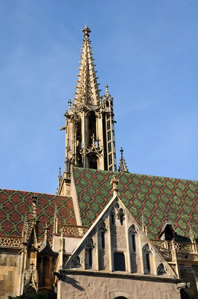 Collegiate church saint thiebaut av thann i haut-rhin — Stockfoto