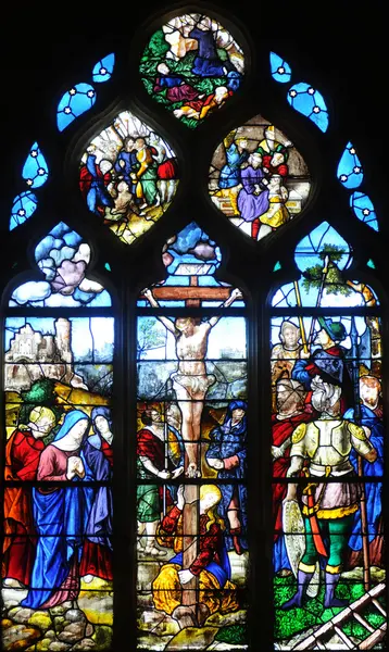 Francia, la iglesia San Martín de Triel sur Seine — Foto de Stock