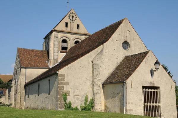 Francia, la vecchia chiesa di Courdimanche — Foto Stock