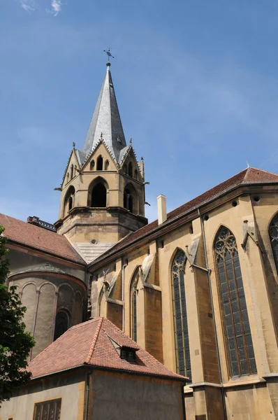 Kyrkan notre dame de l assomption av rouffach i alsace — Stockfoto