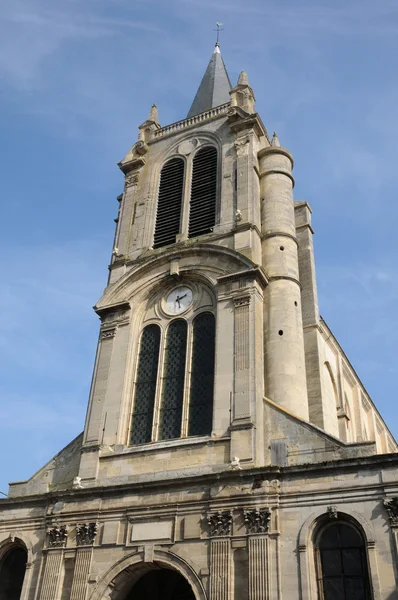 France, the church of Montfort l Amaury — Stock Photo, Image