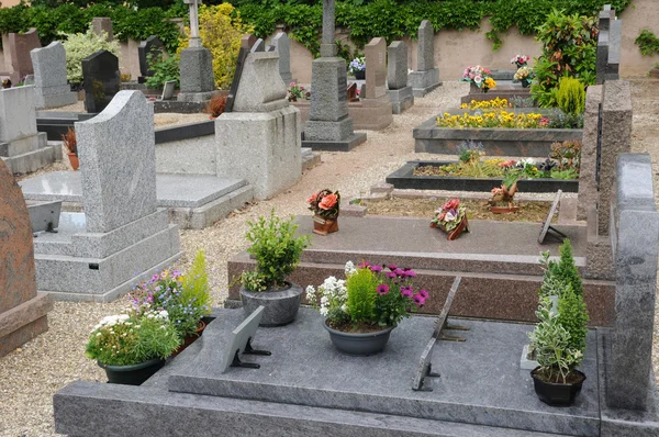Кладбище Оберхаусбергена в Эльзасе — стоковое фото